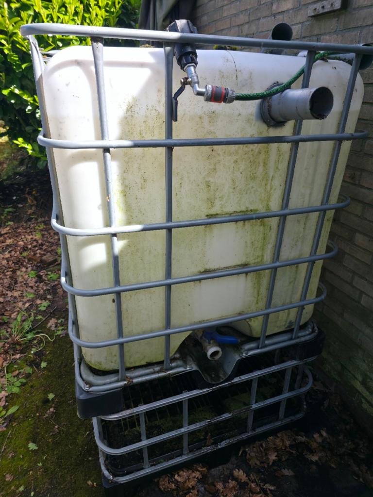 IBC Watertank 1000L met kraantje, Kunststof, Gebruikt, Met kraantje, 150 liter of meer