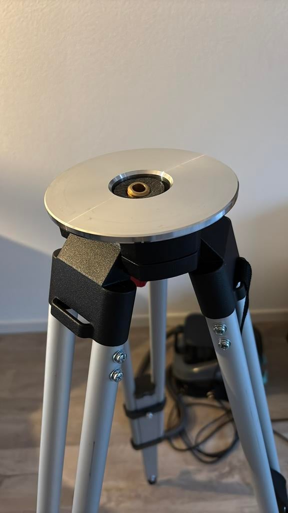 Bouwlaser statief tot 1 m 50 cm, Ophalen, Zo goed als nieuw