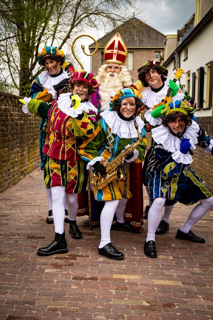 Sinterklaas vieren voor de hele familie, Ophalen, Nieuw