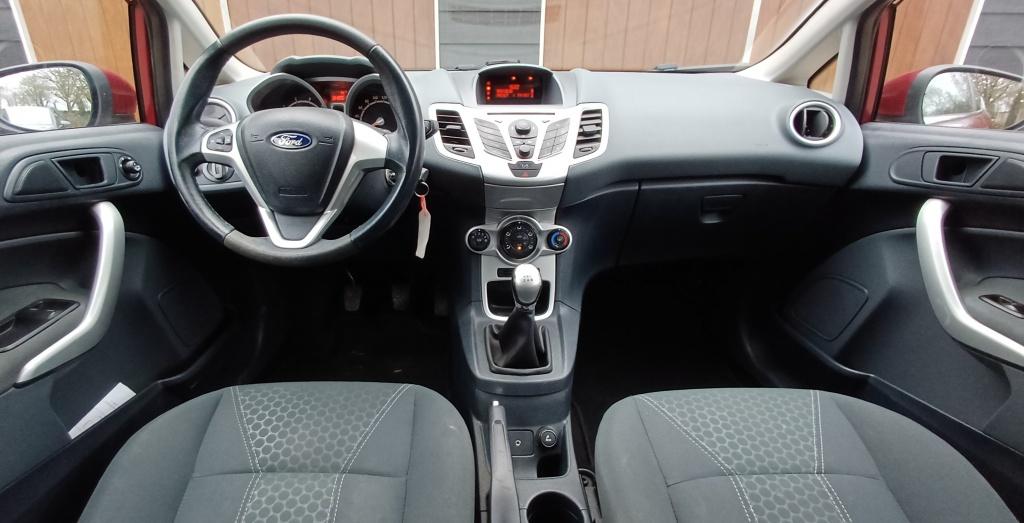 Ford Fiesta 1.25 Titanium | Airco | Onderhoudsboekjes | NAP, Euro 5, Stof, Gebruikt, 4 cilinders