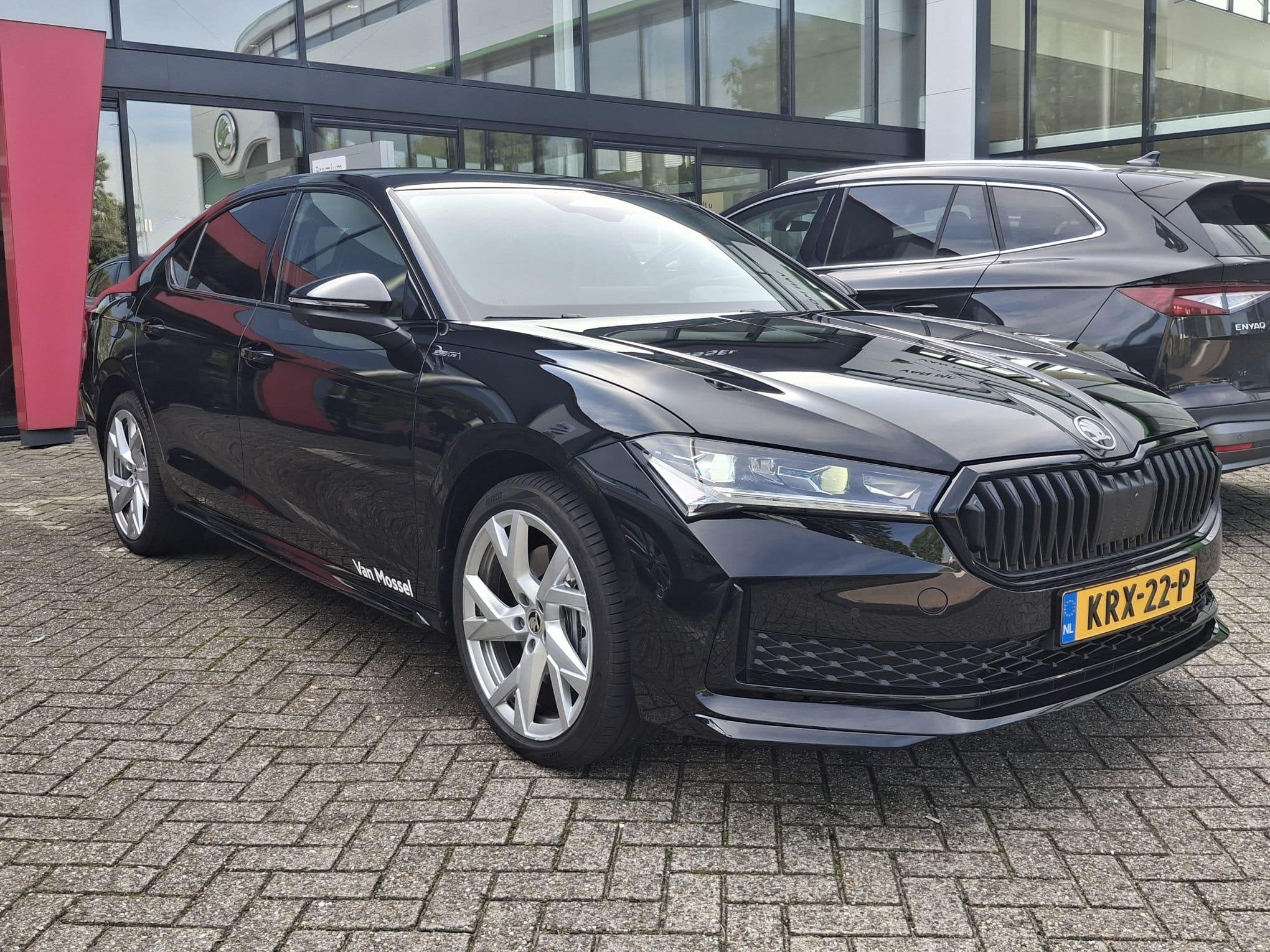 Skoda Superb 1.5 TSI PHEV Sportline Business 272 pk | Automa, Auto's, 12 maanden, 1741 kg, 1498 cc, Euro 6