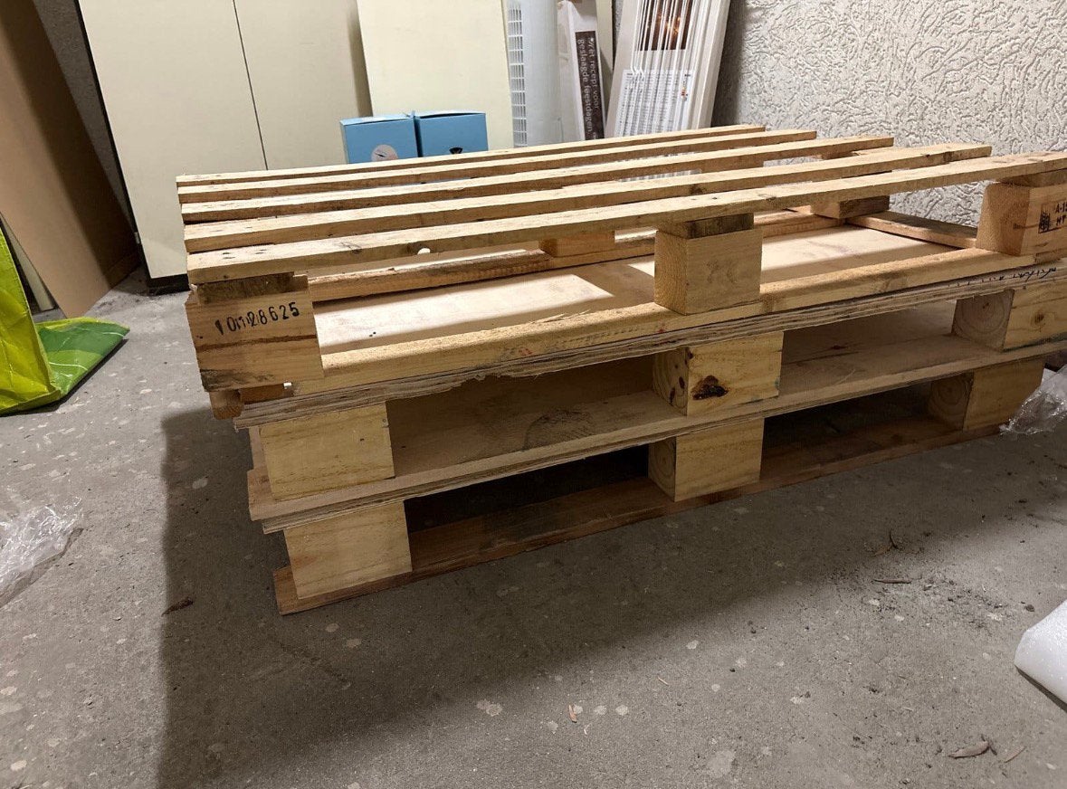 3 pallets, Ophalen, Zo goed als nieuw, 50 mm of meer, Pallet
