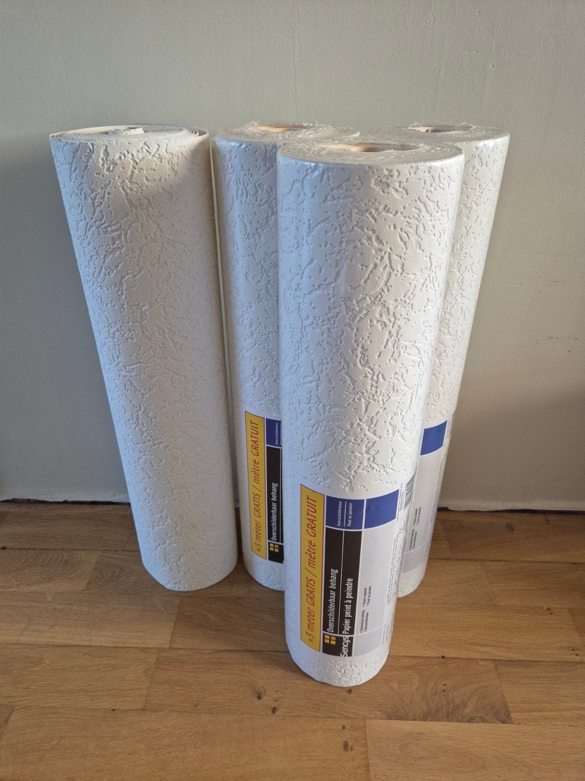4 rollen Sencys overschilderbaar behang - Nieuwprijs 66,-, Huis en Inrichting, Stoffering | Behang, Ophalen, Wit