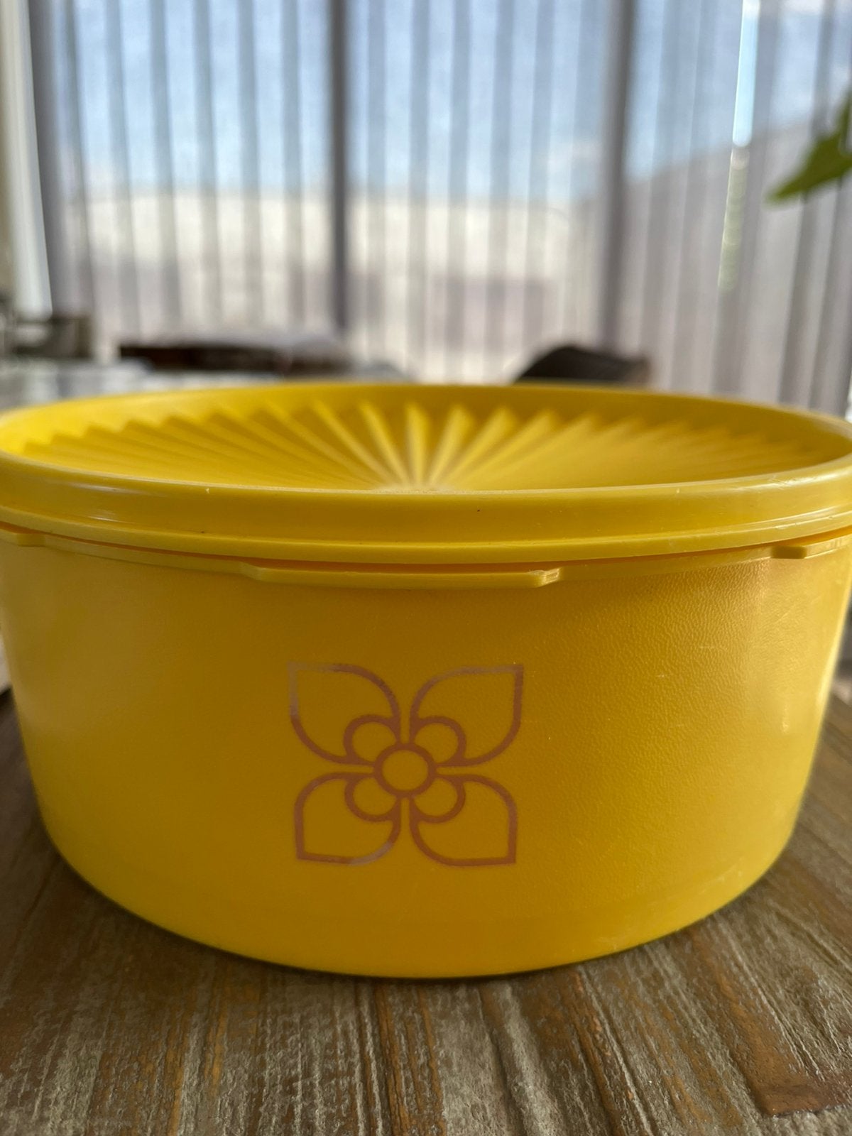 Tupperware vintage koektrommel geel, Ophalen of Verzenden, Gebruikt, Geel, Overige typen