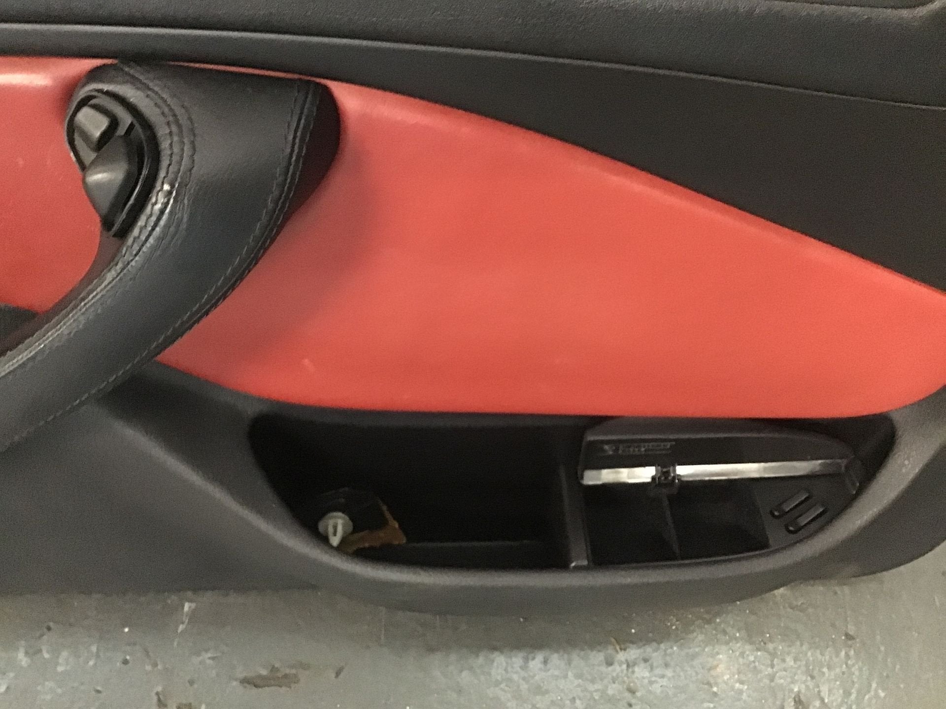 Foto 13 van M stoelen + deurpanelen BMW Z3 M Roadster/Coupe