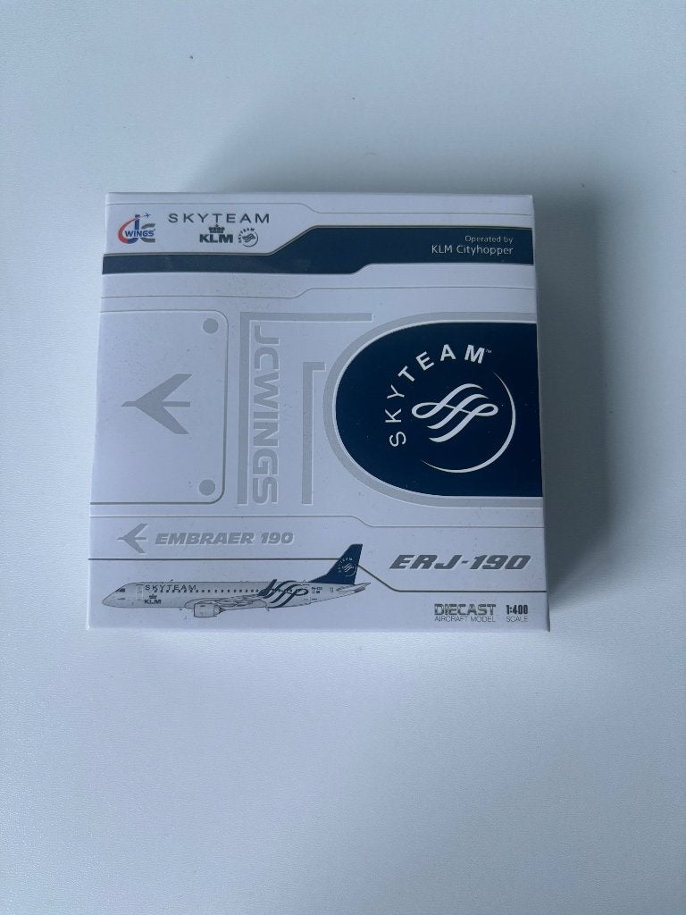 1/400 klm cityhopper E190, Verzamelen, Verzenden, Zo goed als nieuw, Schaalmodel