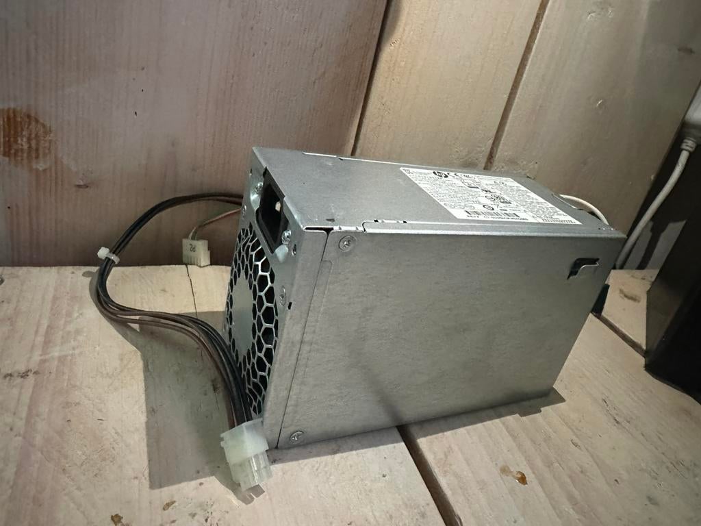 HP 240W Platinum PSU, Ophalen of Verzenden, Zo goed als nieuw