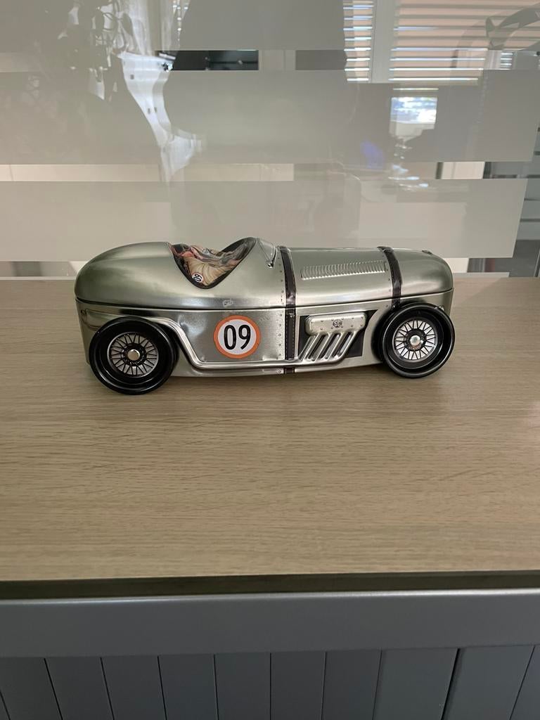 Art Deco blik., Ophalen