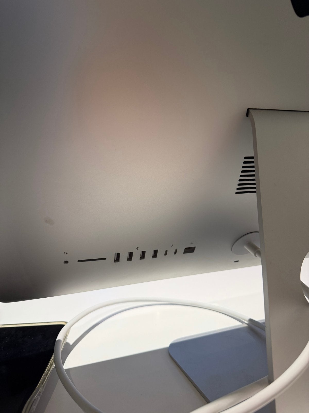 Apple iMac 21,5” Retina 4K (2019) – Model A2116, Computers en Software, Apple Desktops, Ophalen, Gebruikt, HDD en SSD, IMac