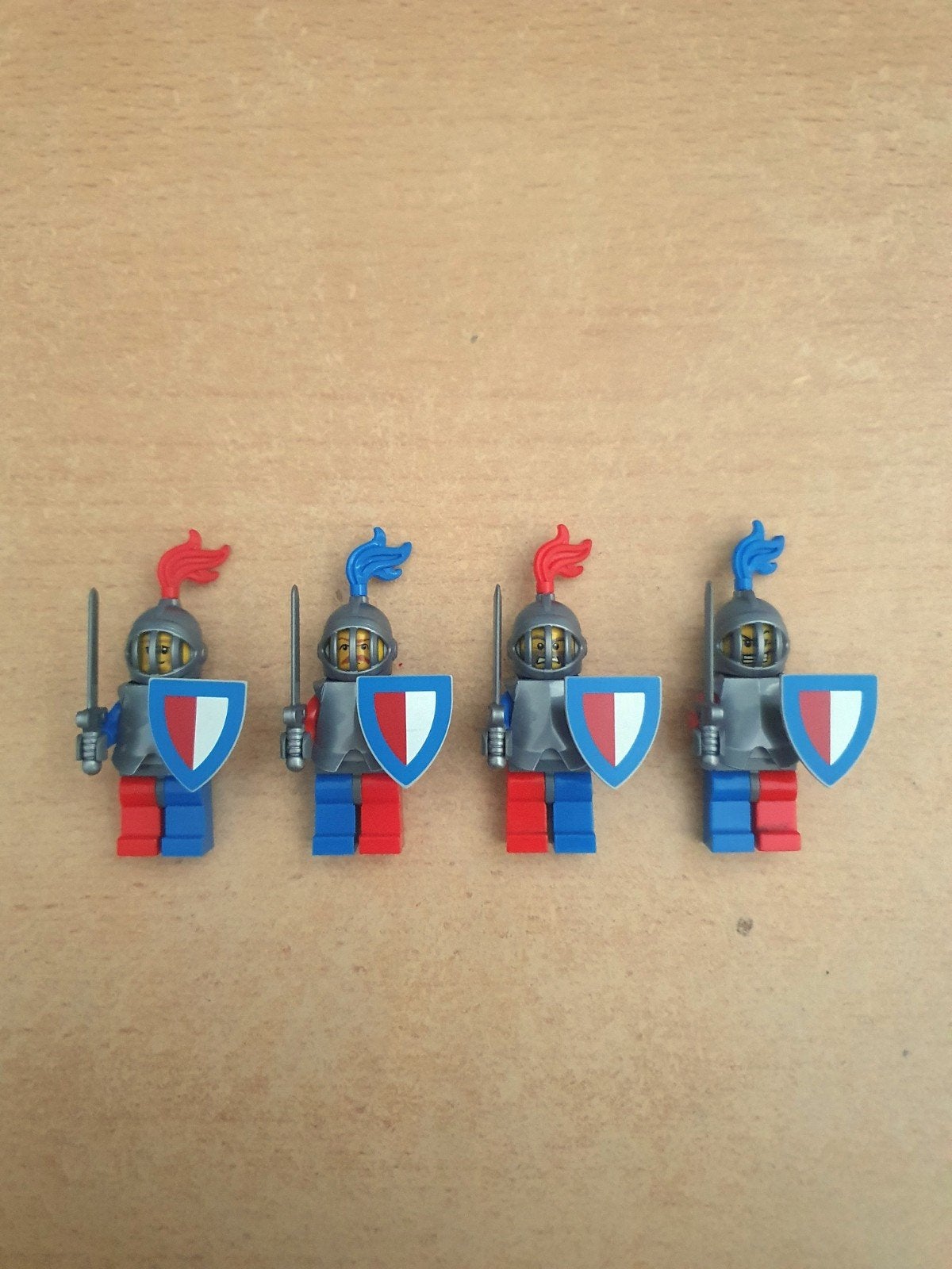 Lego Castle Medieval Red Blue Knights Ridders Minifiguren, Verzenden, Lego