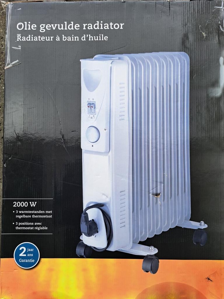 Nieuwe oliegevulde radiator kachel - nooit gebruikt, Overige soorten, Elektrisch, Nieuw, Ophalen of Verzenden