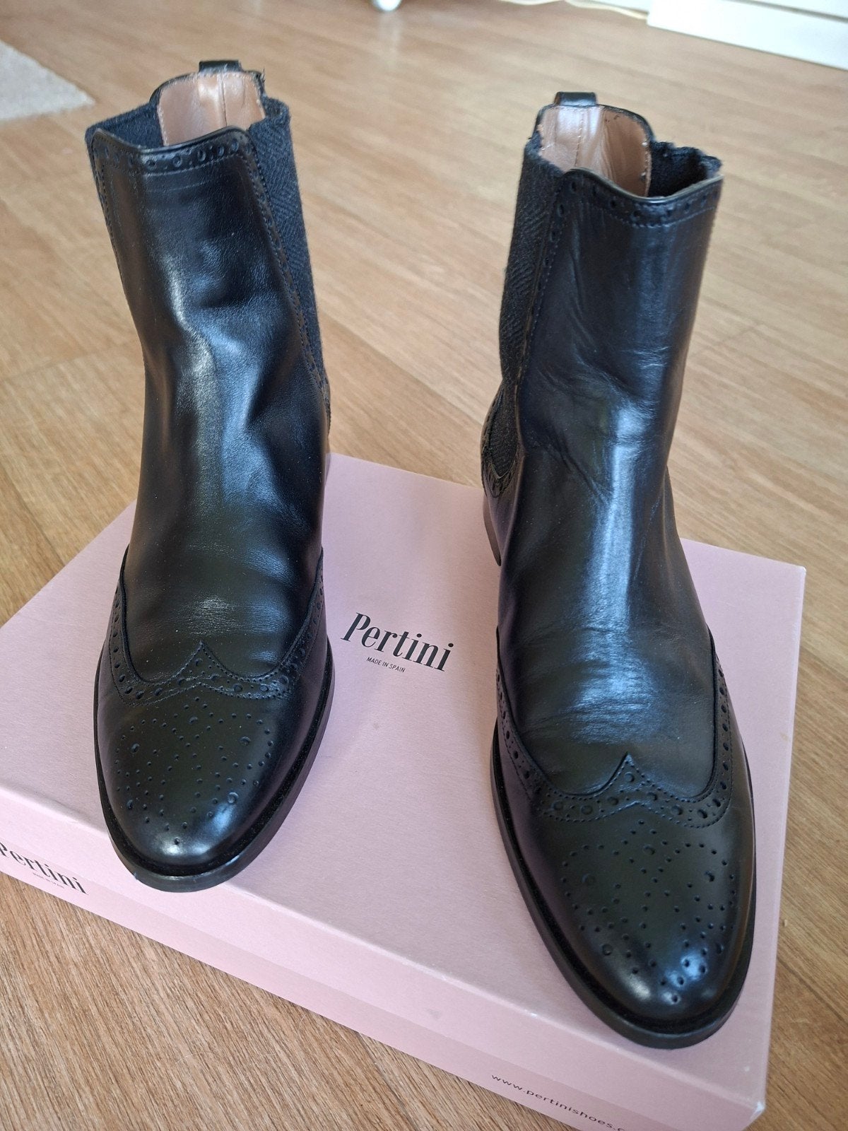 Pertini Zwarte Leren Enkellaarsjes - Maat 40, Kleding | Dames, Pertini, Zwart, Lage of Enkellaarzen, Ophalen of Verzenden