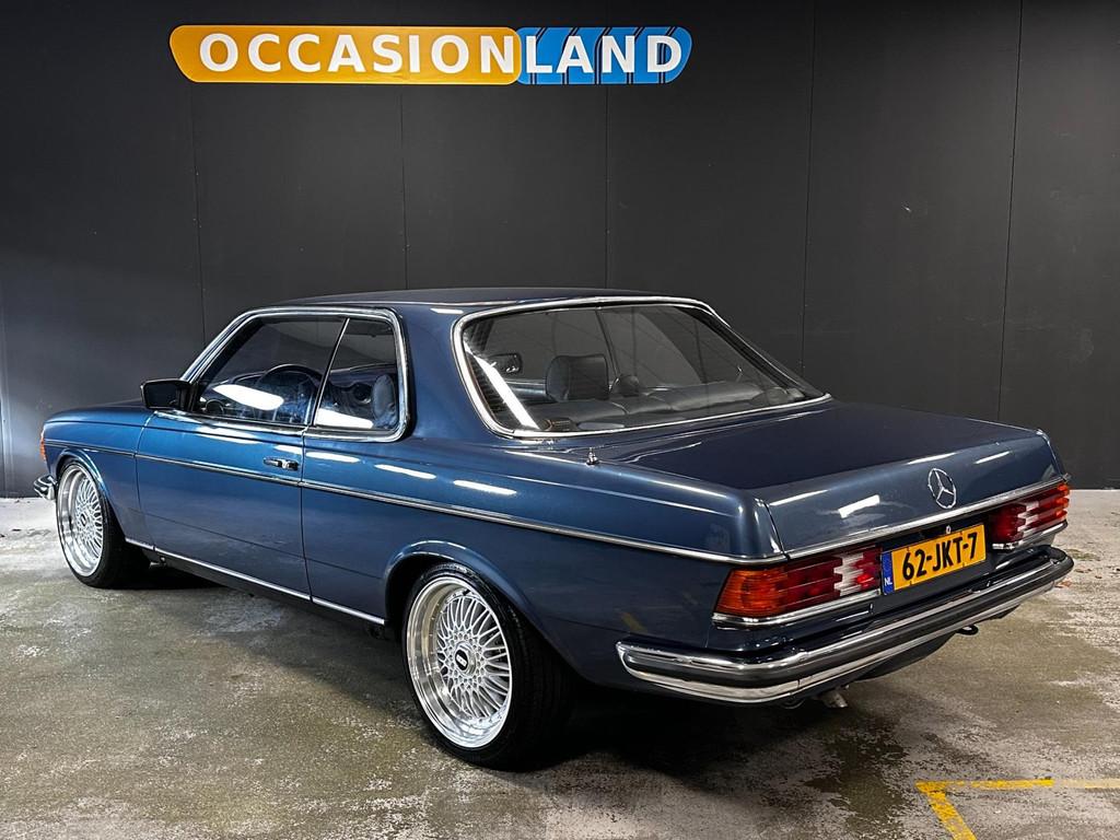 Mercedes-Benz 200-280 (W123) 230 CE COUPE W123|HANDGESCHAKEL, Auto's, Mercedes-Benz, Gebruikt, 4 cilinders, Blauw, 2299 cc