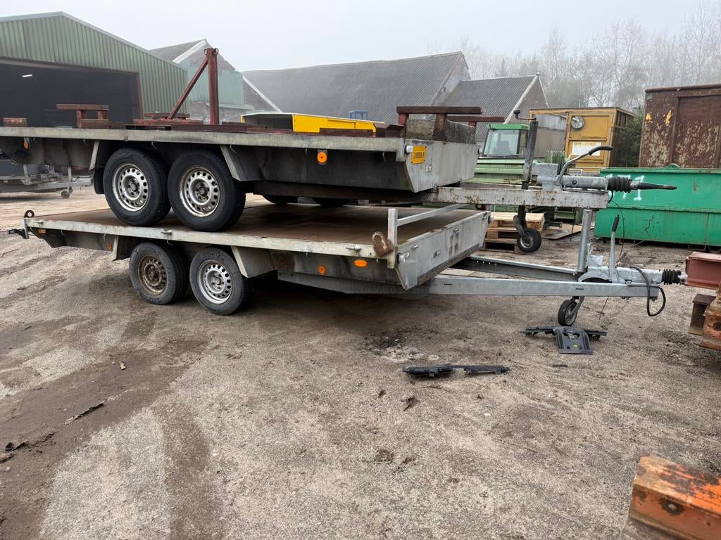 4x aanhangwagen / plateauwagen / machinetransporter, Auto diversen, Aanhangers en Bagagewagens, Ophalen, Zo goed als nieuw