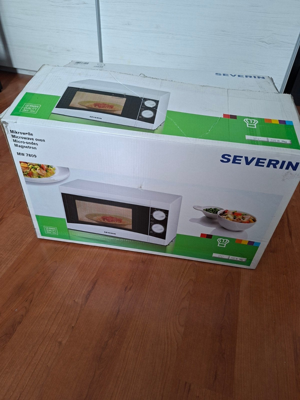 Severin Magnetron MW 7809 - Zo goed als nieuw, Witgoed en Apparatuur, Minder dan 45 cm, Ophalen of Verzenden, Draaiplateau, Vrijstaand