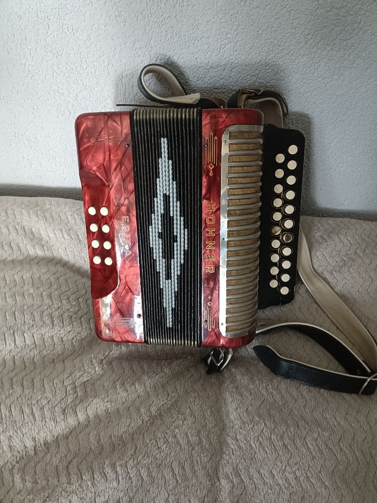 Harmonica, Ophalen, Gebruikt, 32-bas, Met koffer