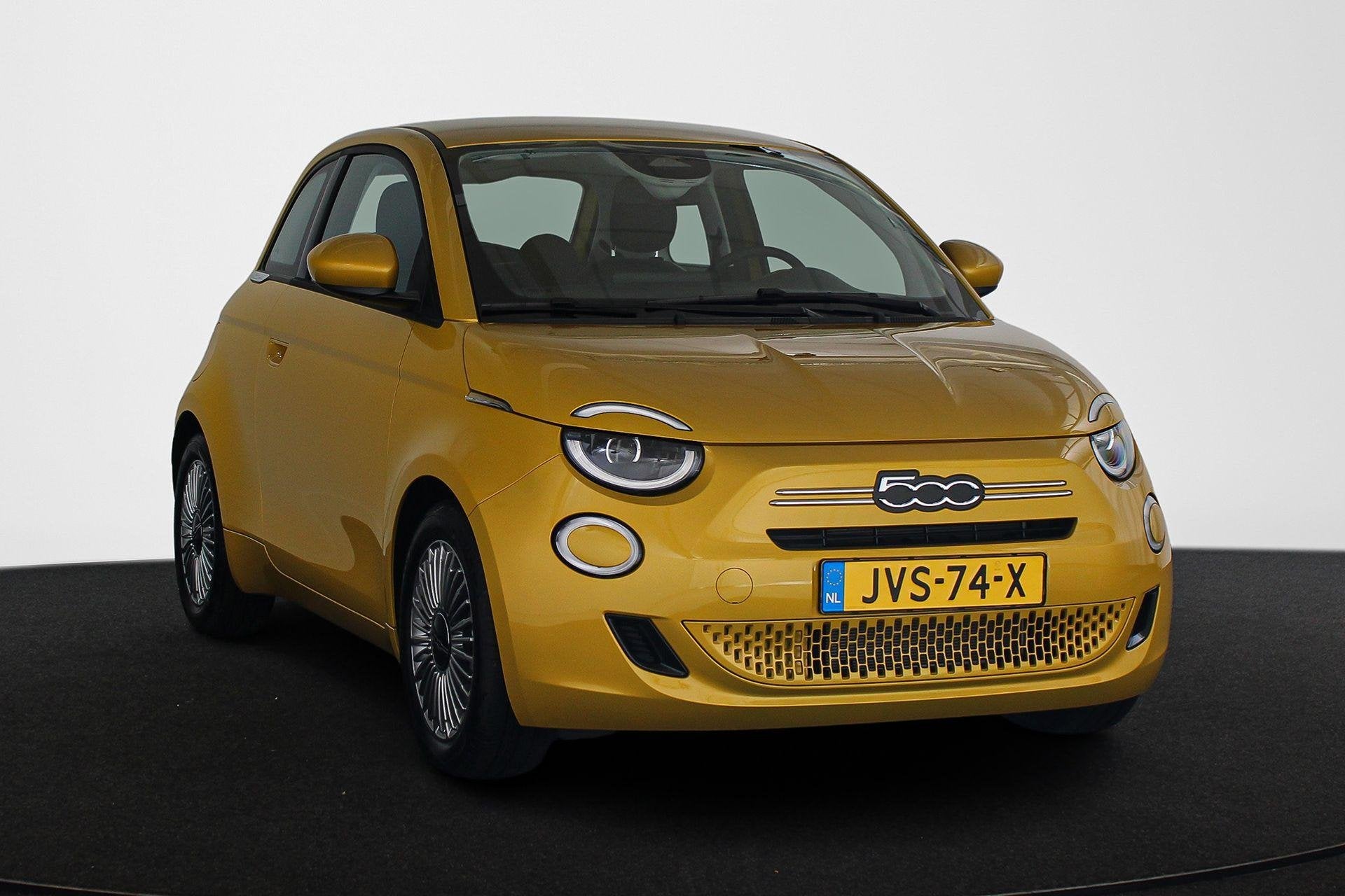 Fiat 500 1.0 Hybrid Torino Launch Edition Nieuw Model Apple, Stof, 4 stoelen, Bedrijf, Handgeschakeld