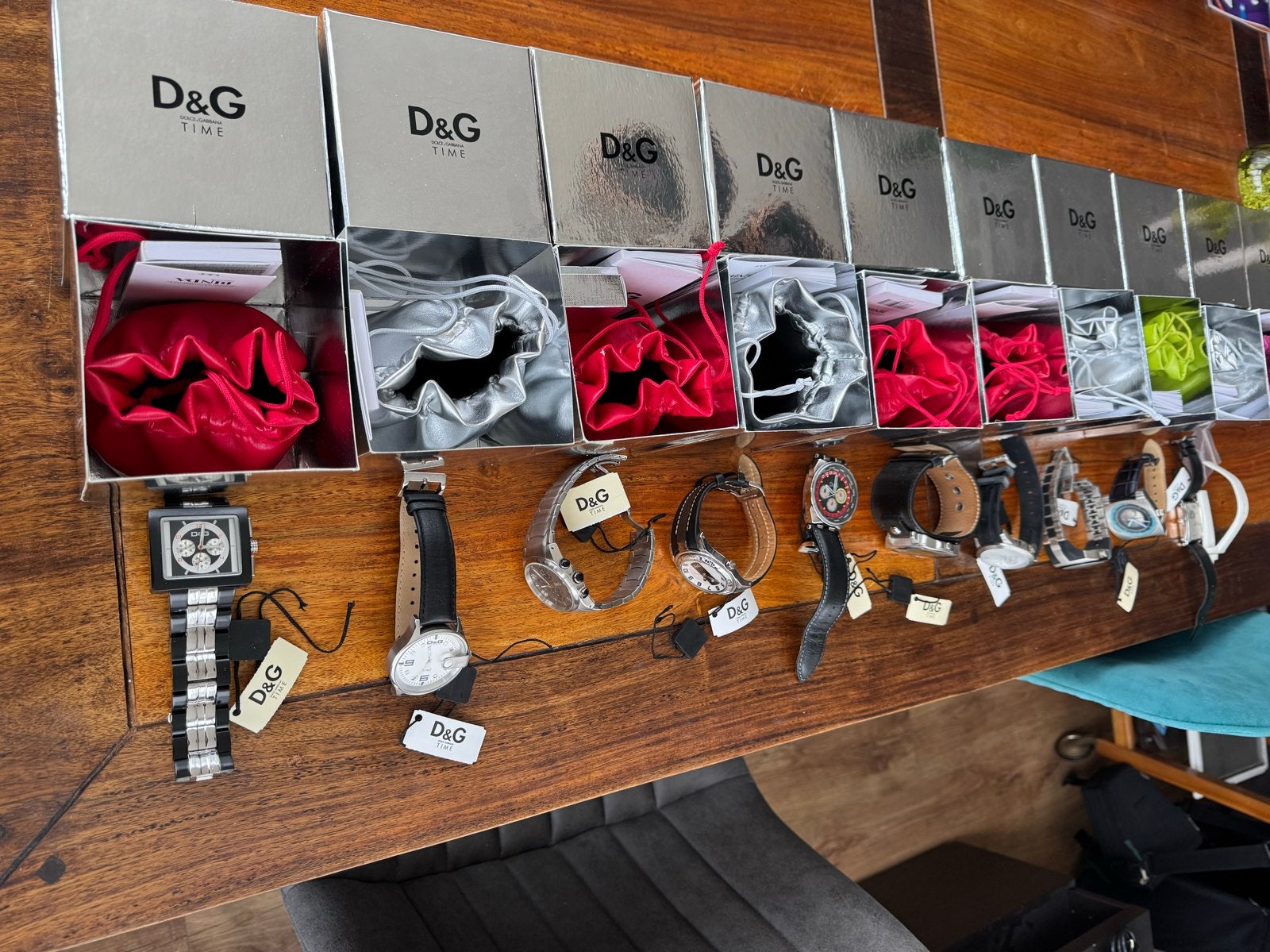 Grote collectie D&G horloges, soms gedragen en met doos, Leer, Staal, Polshorloge, Zo goed als nieuw