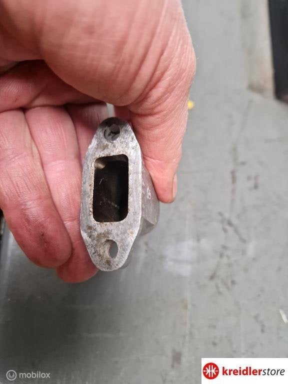Kreidler inlaat spruitstuk voor schuine inlaat 15-63-63, Fietsen en Brommers, Brommeronderdelen | Kreidler, Gebruikt, Ophalen of Verzenden