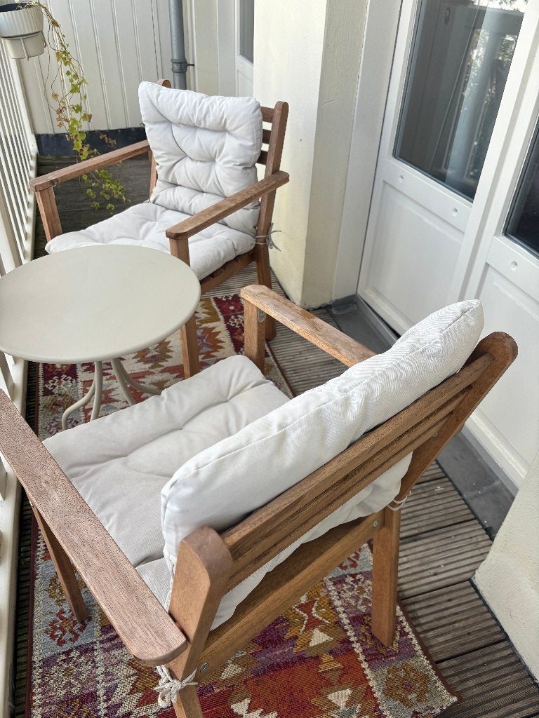 Wooden Balcony Seating Set with Cushions, Table and Rug, Ophalen, Gebruikt, 100 tot 150 cm, 50 tot 100 cm