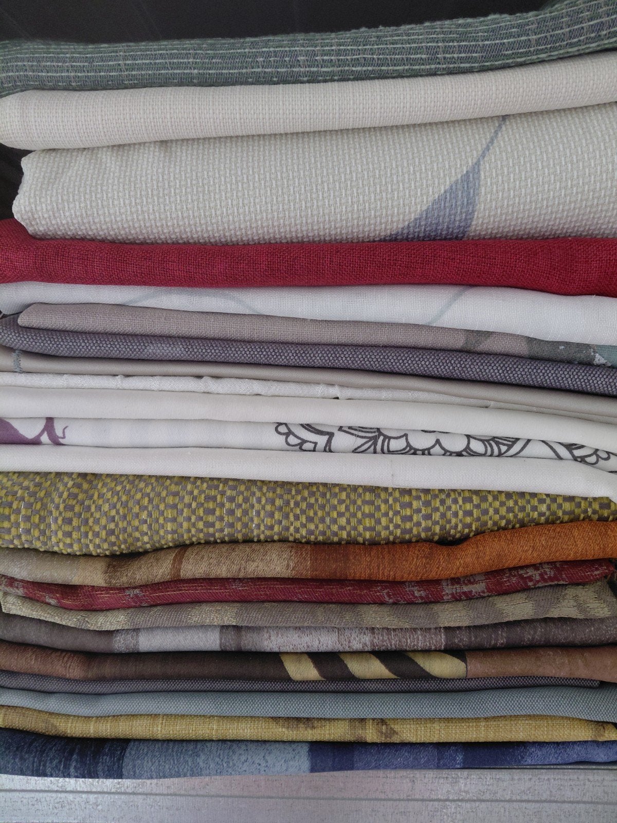 Ruim 20 lappen stof - diverse kleuren en materialen, Overige kleuren, Nieuw, Ophalen of Verzenden, 30 tot 120 cm