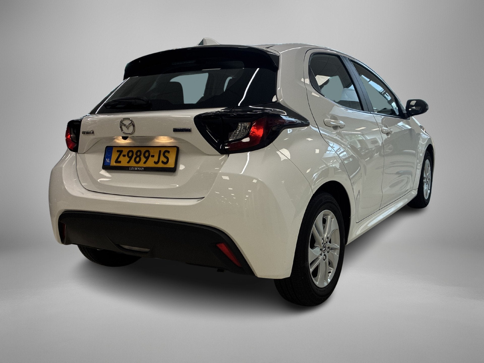 Mazda 2 Hybrid 1.5 Centre-line (bj 2024, automaat), Auto's, Mazda, Gebruikt, Bedrijf, Hybride Elektrisch/Benzine, 3 cilinders