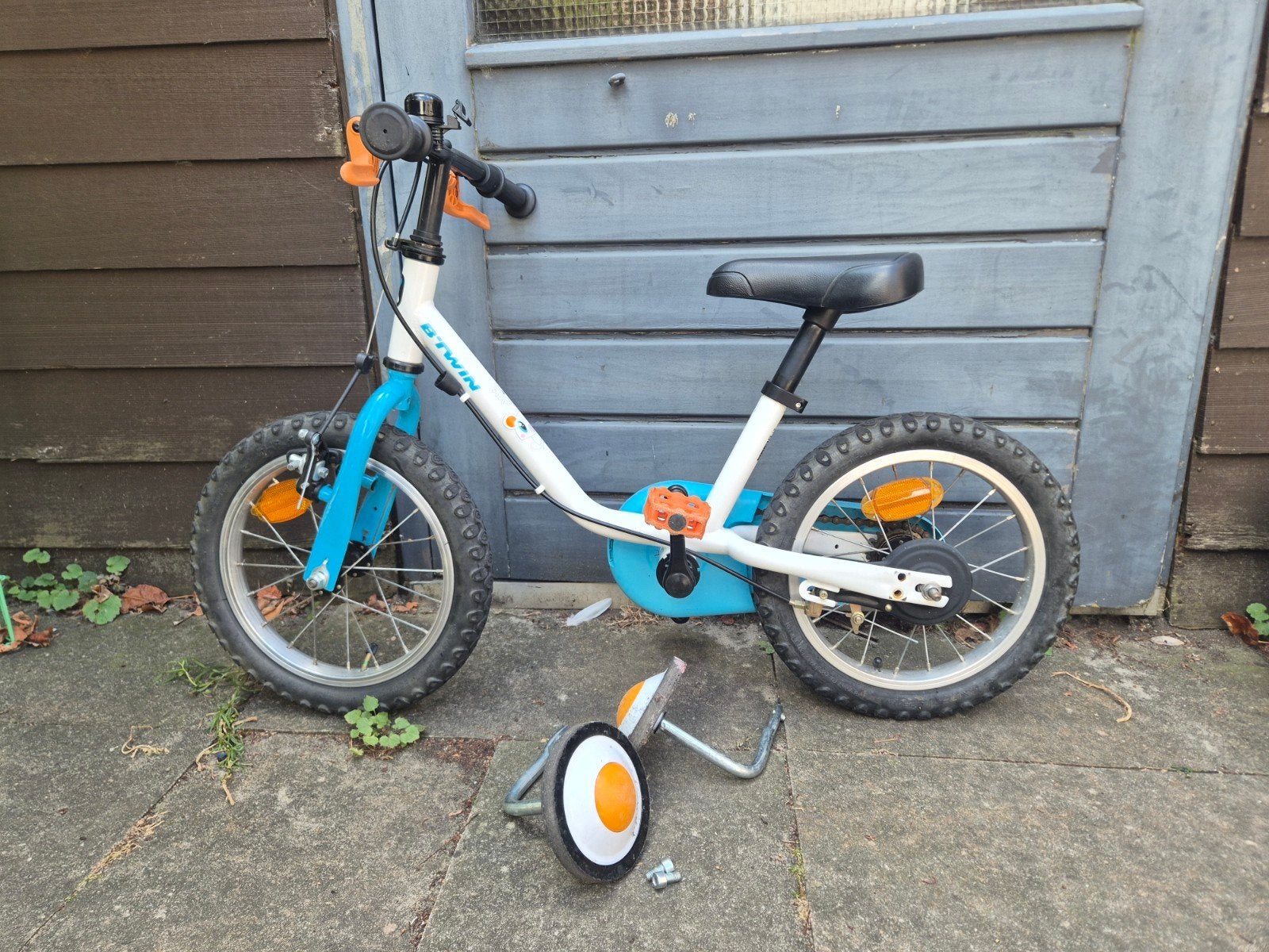 Decathlon B'Twin kinderfiets 14 inch met training zijwieltje, Ophalen, Gebruikt, Minder dan 16 inch, Zijwieltjes