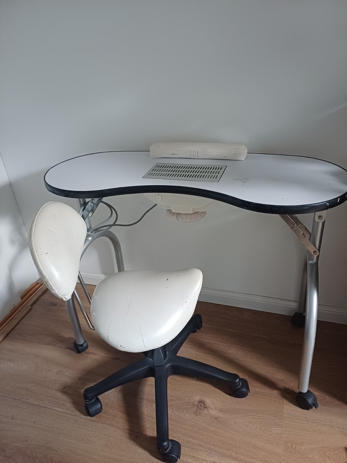 nageltafel inklapbare manicure tafel met afzuiging en stoel, Ophalen