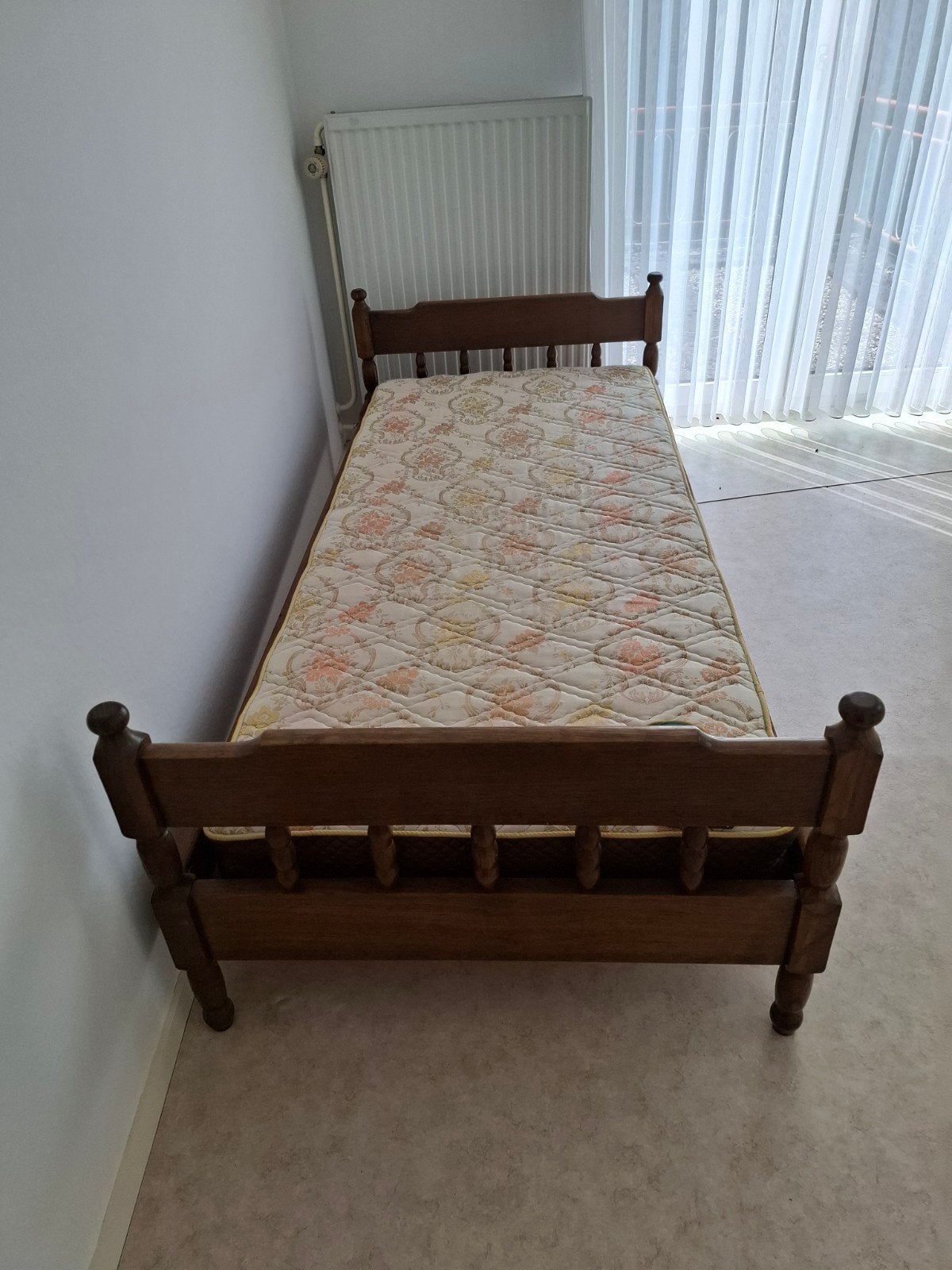 Complete Slaapkamer Set: Bed, Nachtkastje, Commode & Spiegel, Antiek en Kunst, Ophalen