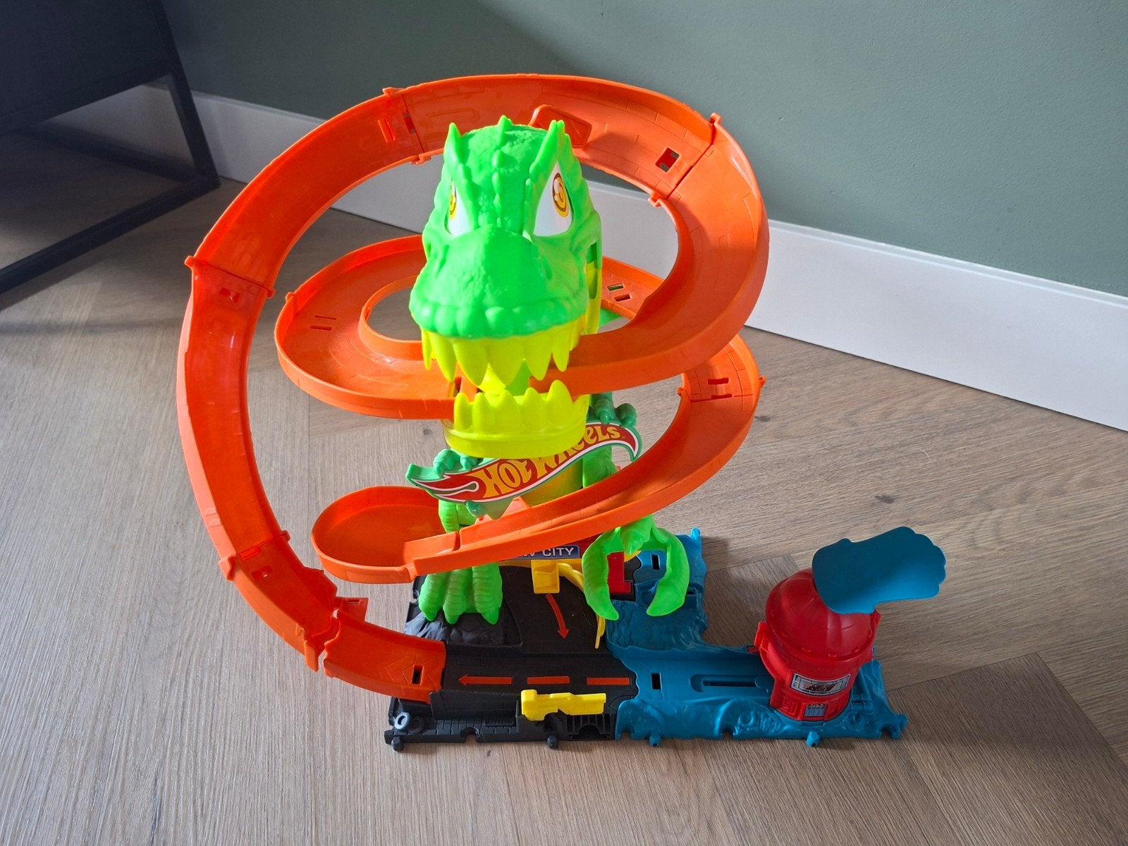Hot Wheels, Ophalen, Zo goed als nieuw