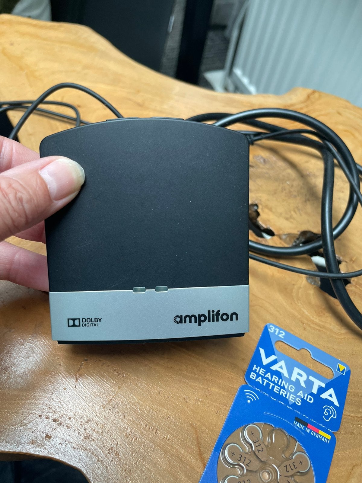 Amplifon versterker van tv geluid naar gehoorapparaat, Diversen, Ophalen of Verzenden, Gebruikt