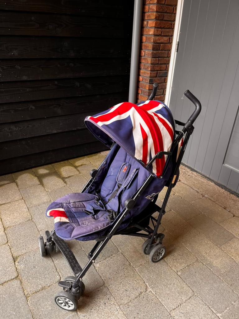 Gratis af te halen: Gebruikte Maclaren buggy met UK vlag, Ophalen of Verzenden, Gebruikt, Maclaren, Zonnekap