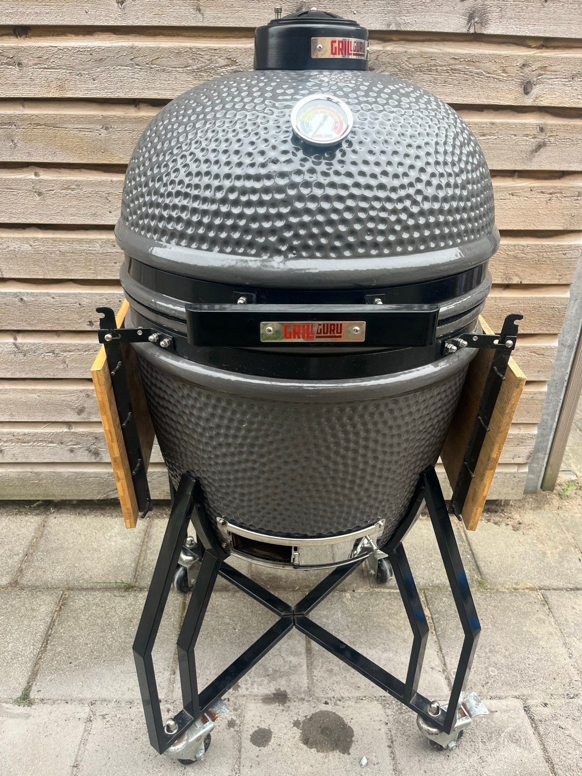 XL Grill Guru Kamado BBQ 56 cm diameter, Ophalen, Zo goed als nieuw