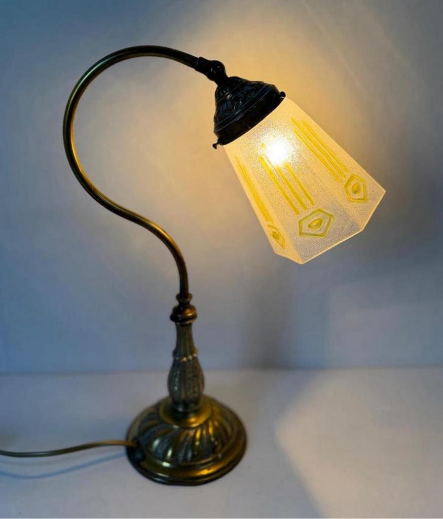 Antieke tafellamp schemerlamp geel koper Art Deco lamp, Ophalen of Verzenden, Gebruikt, Glas, Minder dan 50 cm