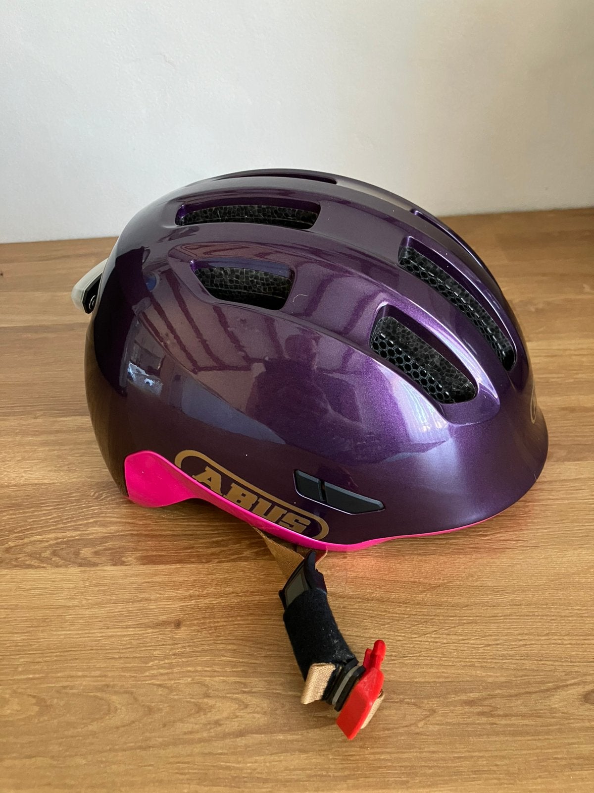 Fietshelm kind, Abus Smiley 3.0 led, zgan, Ophalen of Verzenden, Zo goed als nieuw, Overige maten, Meisje