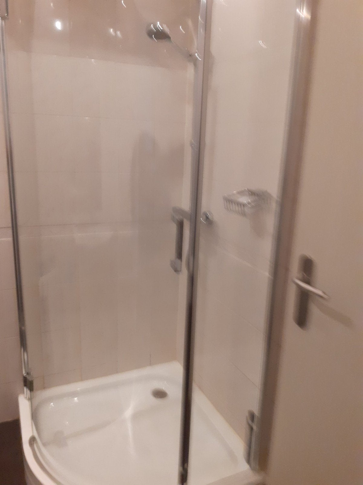 Douche cabine, Ophalen