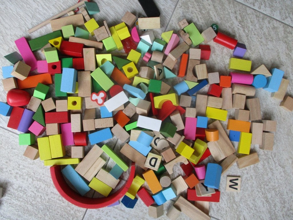 Set houten blokken 200+ delig - mix blank en gekleurd hout, Kinderen en Baby's, Speelgoed | Houten speelgoed, Ophalen of Verzenden