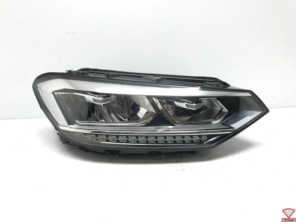 VW Touran 5T 2016+ Vol LED Koplamp Rechts Voor 5TB941774B, Auto-onderdelen, Gebruikt, Volkswagen, Volkswagen AG, Berliner Ring 2
38440  Wolfsburg, DE