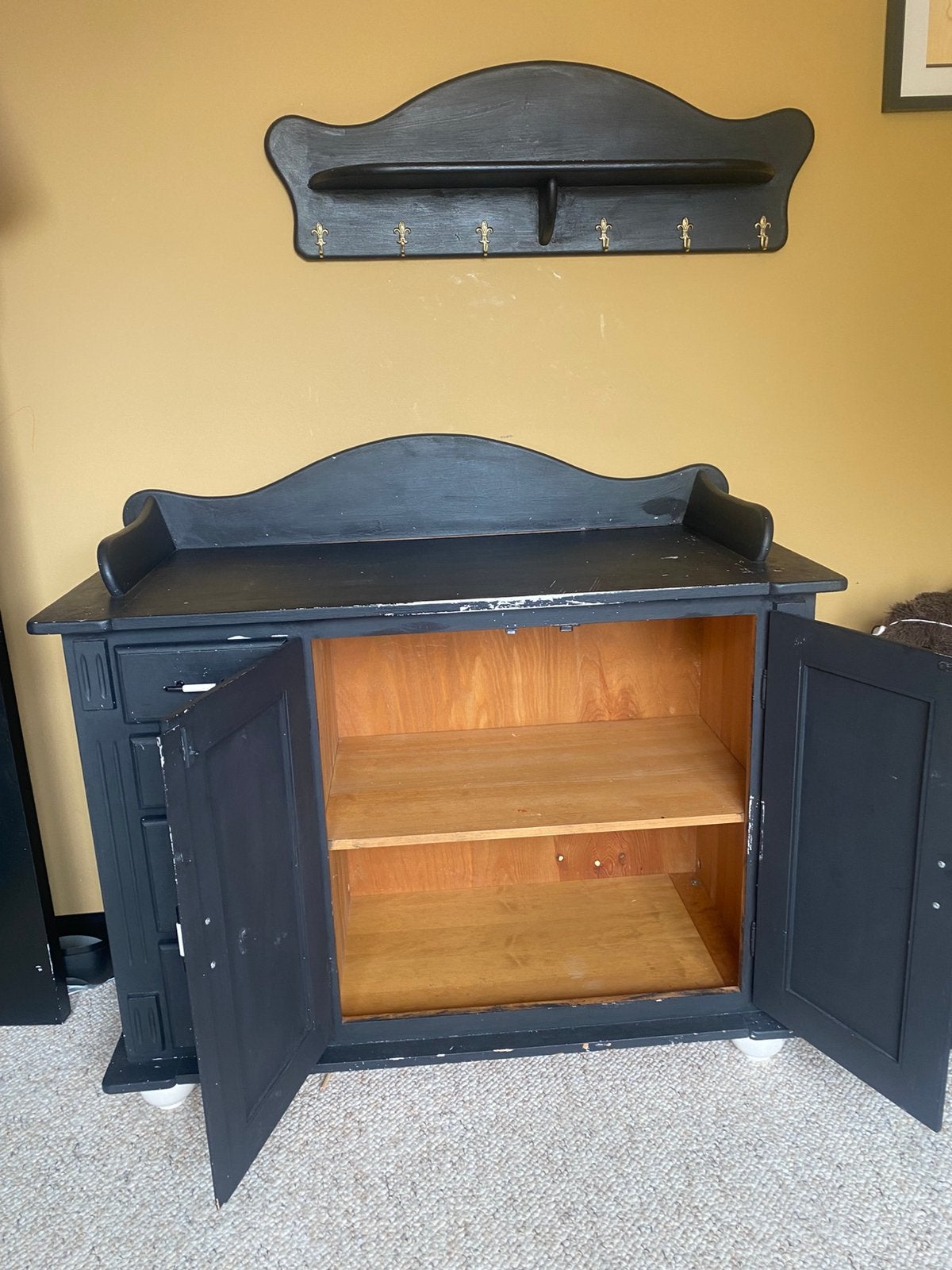 Foto 5 van Meubels houten babykamer – kledingkast + commode + wandrek