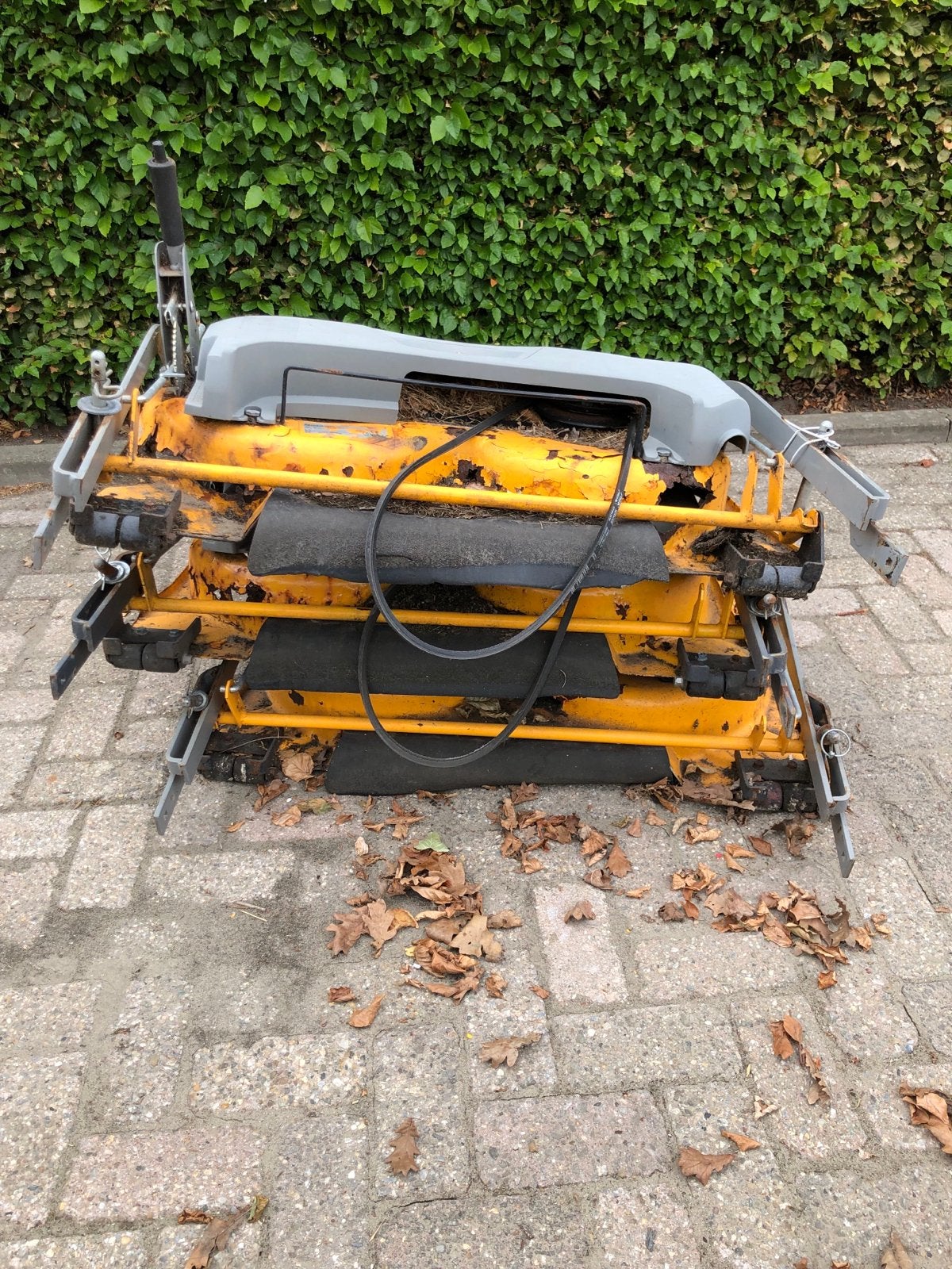 3 Stiga Villa maaidekken - Gebruikt, Ophalen, Gebruikt, Benzine-grasmaaier