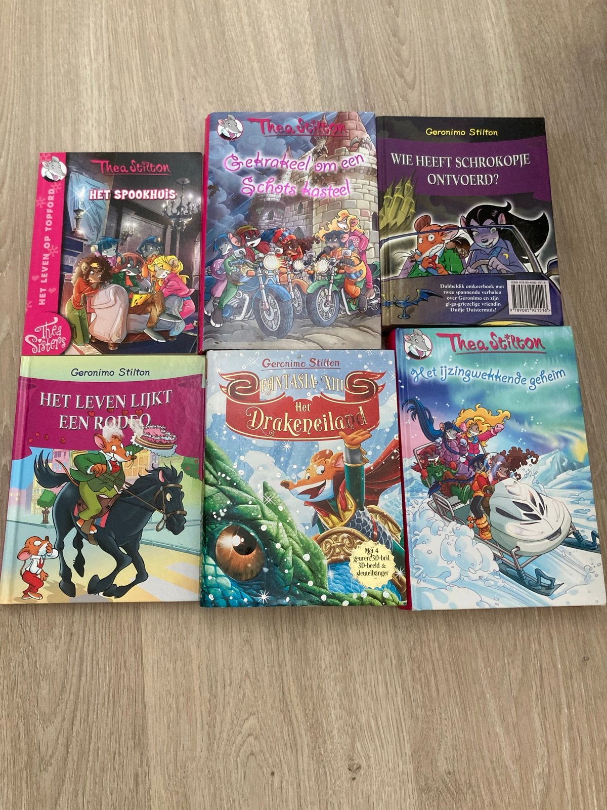Geronimo Stilton & Thea Stilton boeken 6 stuks, Ophalen of Verzenden, Gelezen
