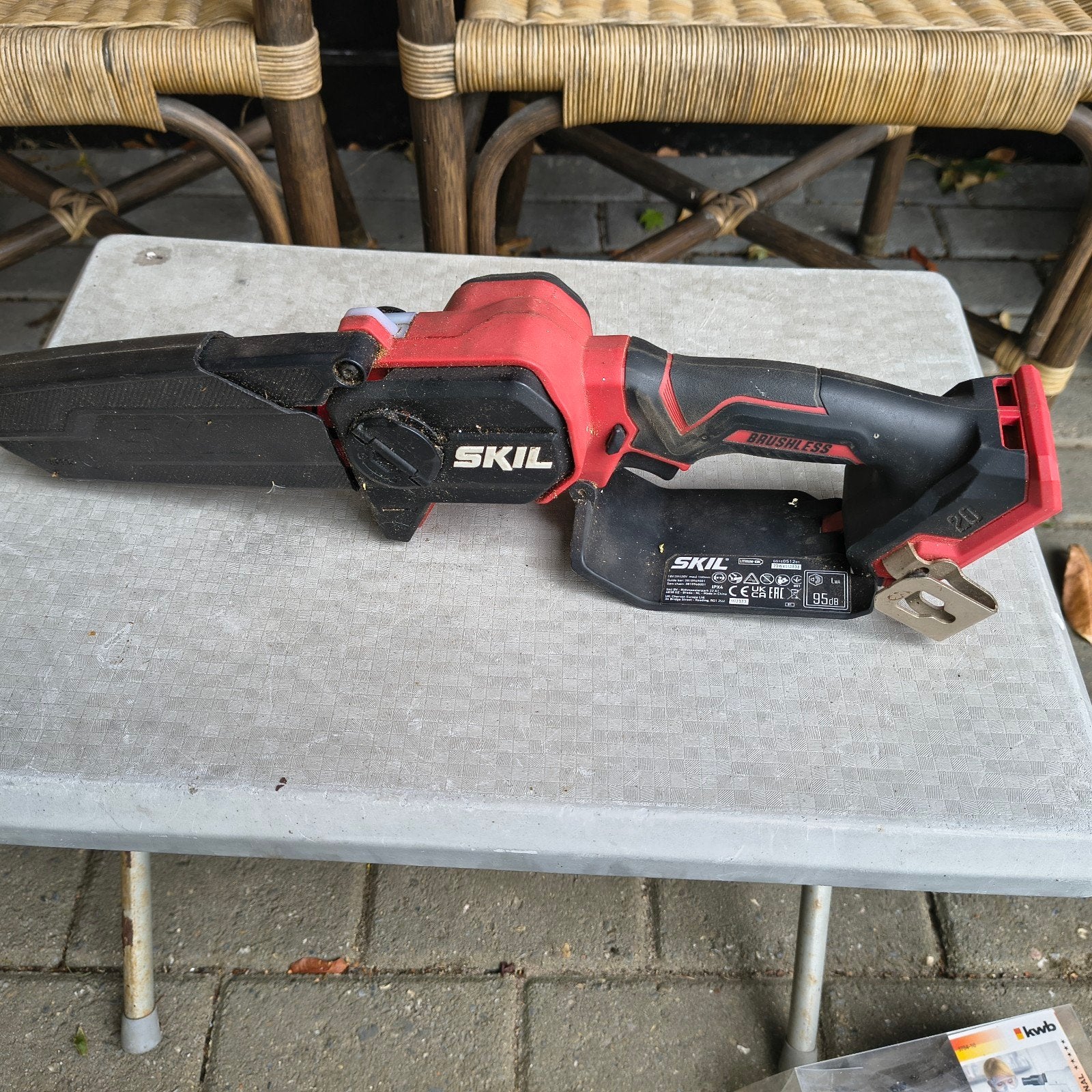 Skil Kettingzaag 15cm (6 inch) 18V (20V max) 3810P46001, Ophalen, Minder dan 30 mm, Gebruikt, Kettingzaag
