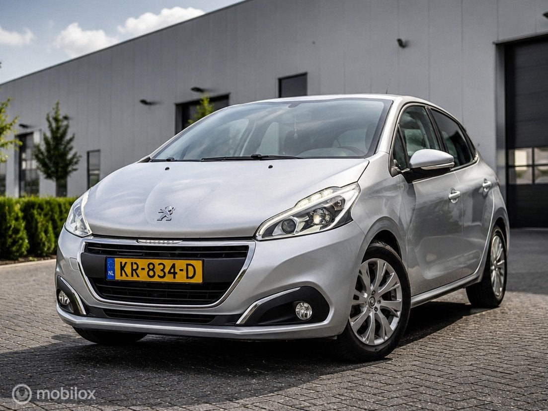 Peugeot 208 1.2 PureTech Active Automaat NAP, Euro 6, 1199 cc, 82 pk, 3 cilinders