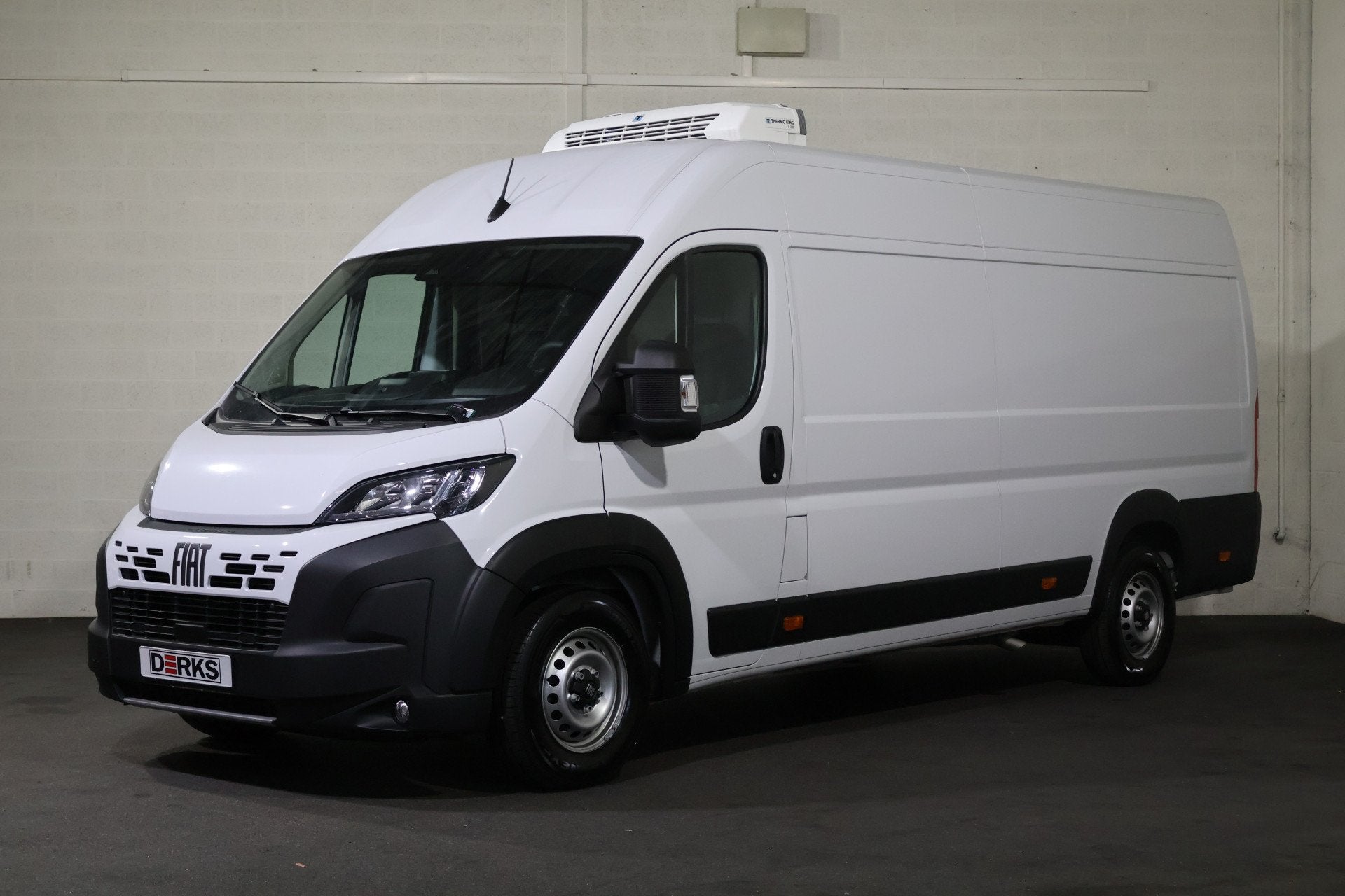 Fiat Ducato 2.2 L4 H2 140PK Koelwagen Vrieswagen - 20 Dag en, Auto's, Bestelauto's, Stof, Gebruikt, Startonderbreker, 4 cilinders