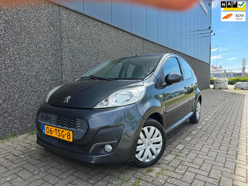 Peugeot 107 1.0 Active / Nieuwe APK en beurt / AIRCO /, Auto's, Voorwielaandrijving, Euro 5, Stof, Gebruikt