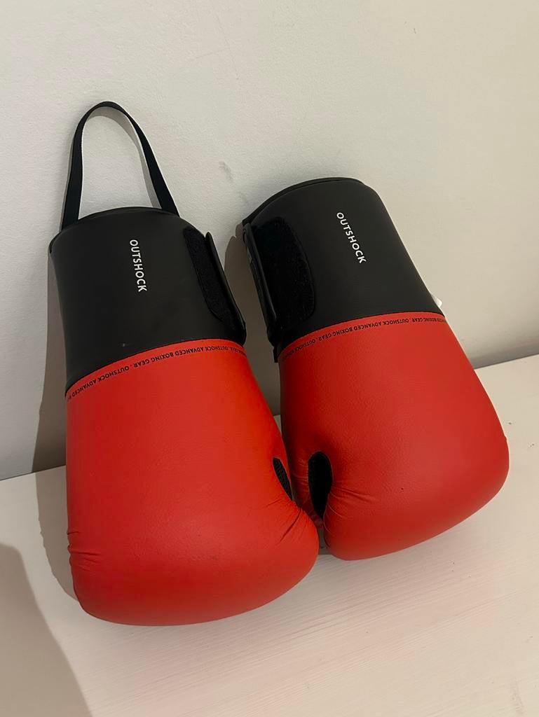 Outshock Bokshandschoenen - Rood/Zwart, Ophalen, Nieuw, Bokshandschoenen