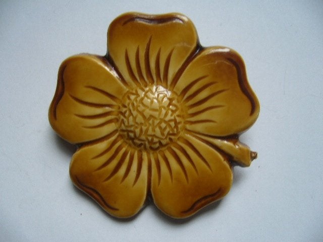 LEUKE VINTAGE BROCHE BLOEM, Verzenden, Overige materialen, Broche