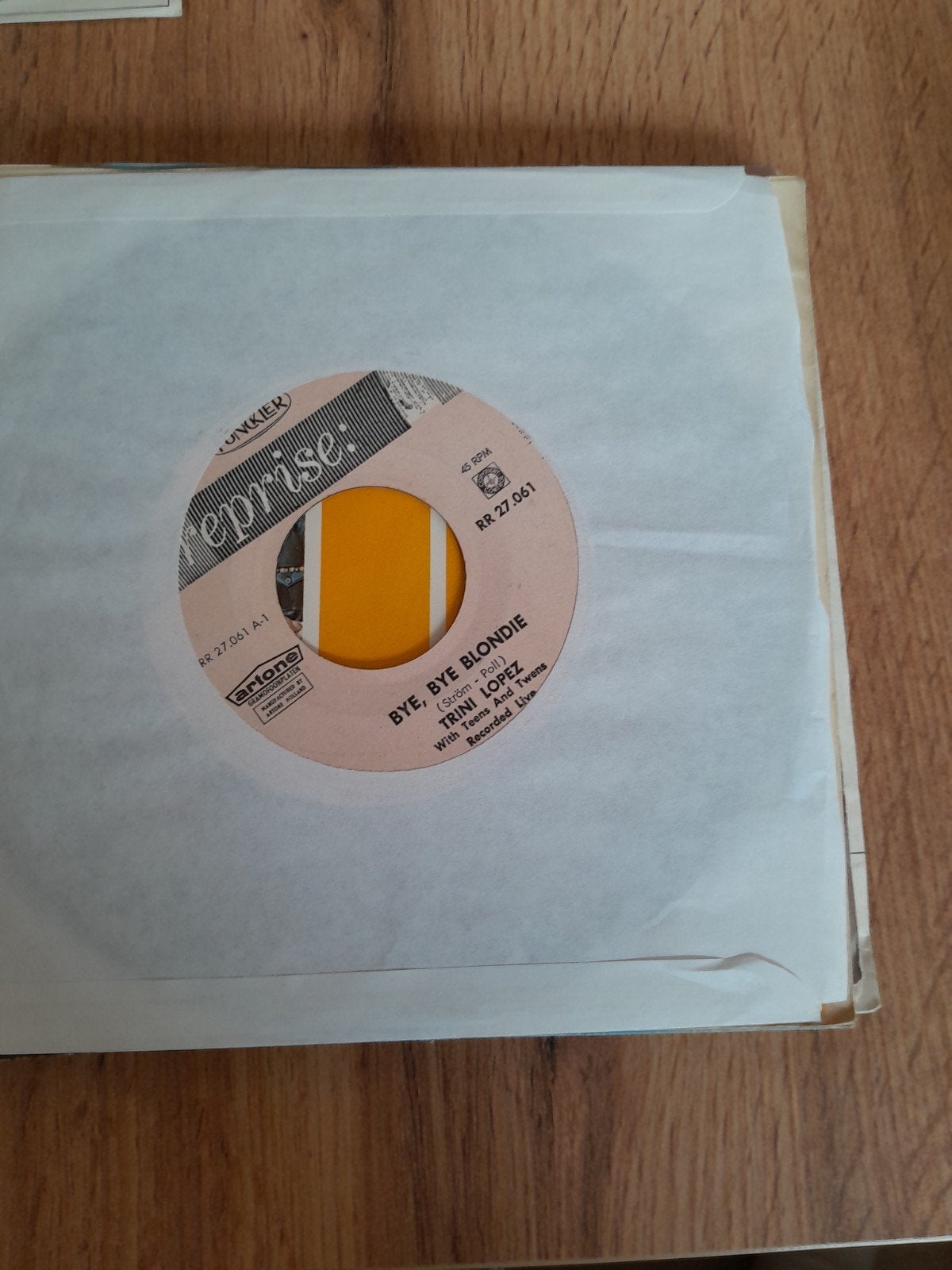trini lopez 7 inch bye bye blondie, Ophalen of Verzenden, Zo goed als nieuw, Pop