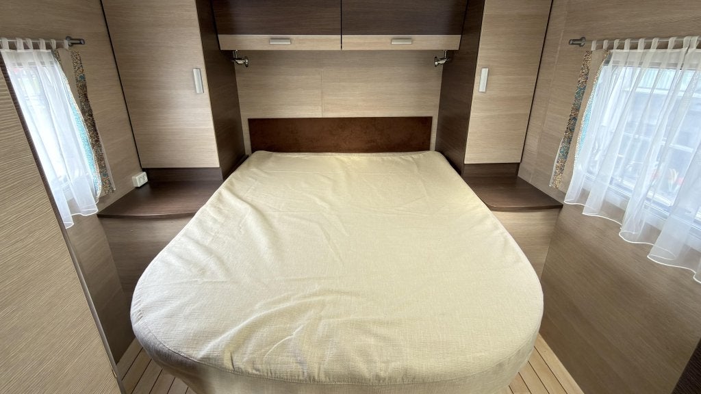 !!nu €34950,!! Queensbed97dkm De Bavaria T73 Uit 20, Caravans en Kamperen, Campers, Ringverwarming, Fiat, Airbags, Bedrijf