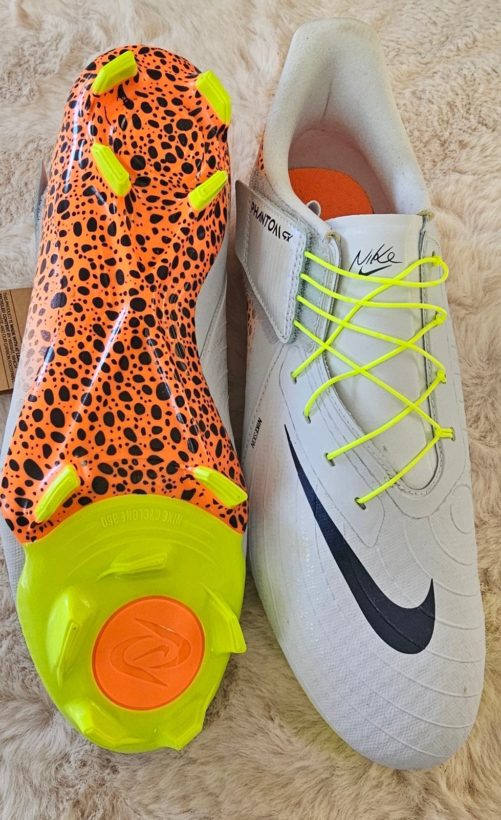 Splinternieuwe Nike Voetbalschoenen !! Maat 45,5, Ophalen of Verzenden, Nieuw, Schoenen